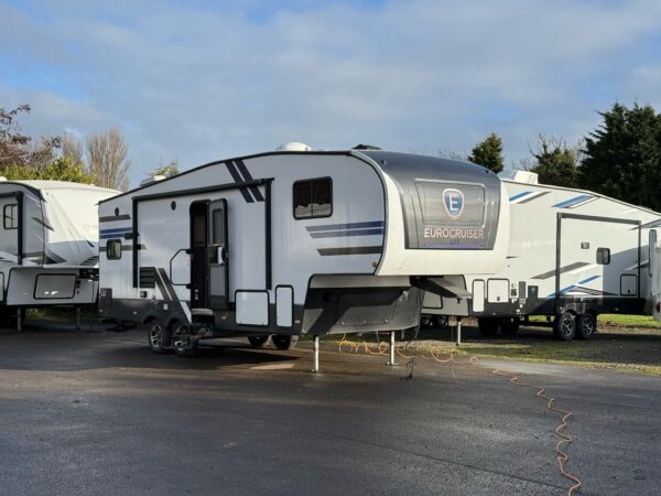 2019 Eurocruiser 865 Lite - Image 2