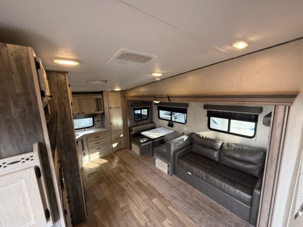 2019 Eurocruiser 865 Lite - Image 10