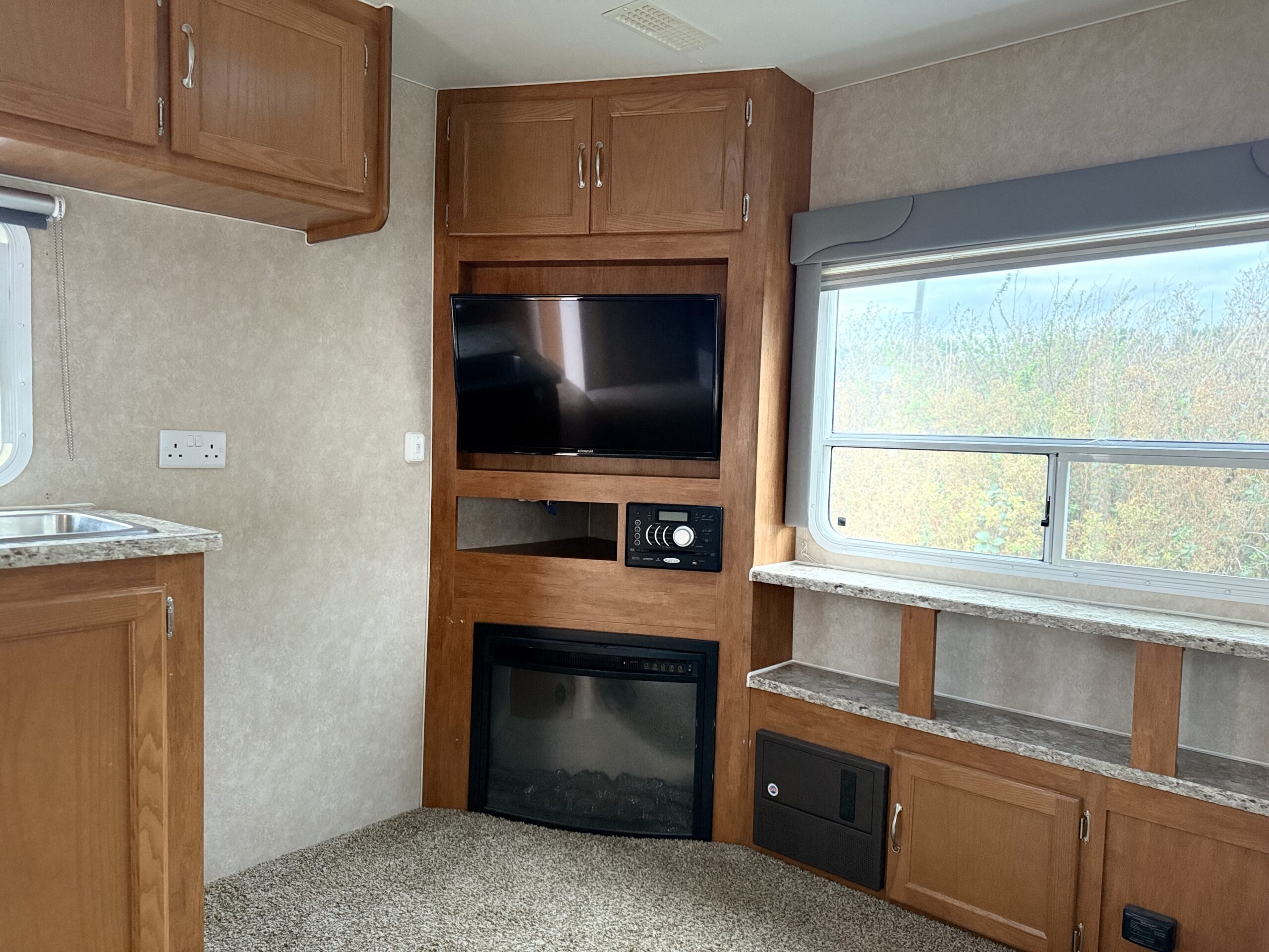 2018 KountryLite RL Lowroof - Image 5