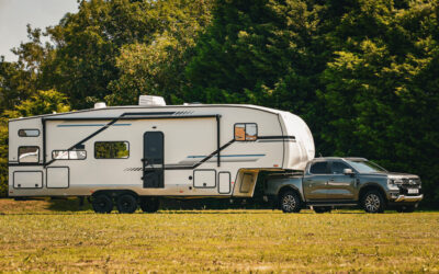 Licences, Limits And Legality: A Straight-Talking Guide To Towing Fifth Wheels In The UK